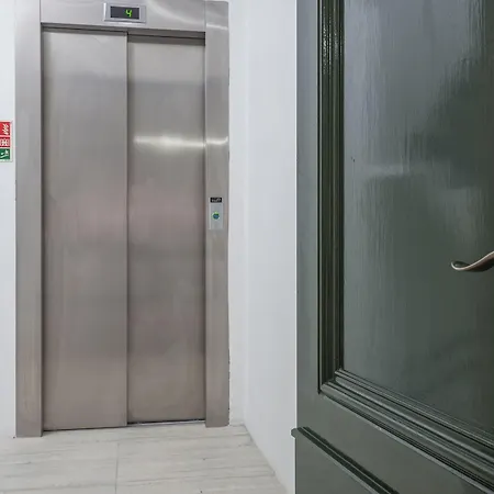 Διαμέρισμα Kursara Port View *