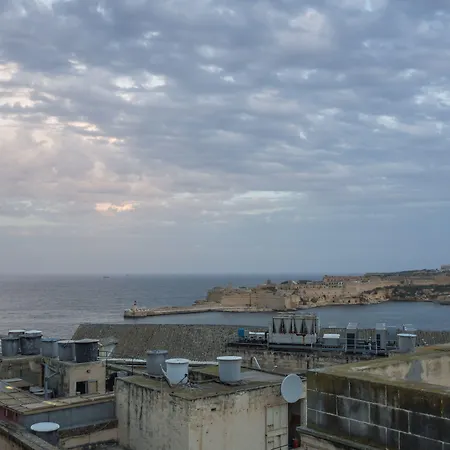 Lägenhet Kursara Port View