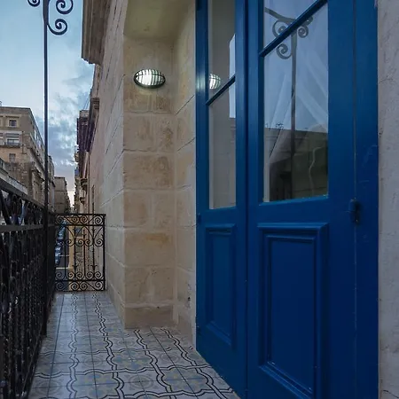 Lägenhet Kursara Port View