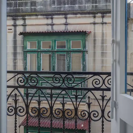 Kursara Port View Apartment Valletta