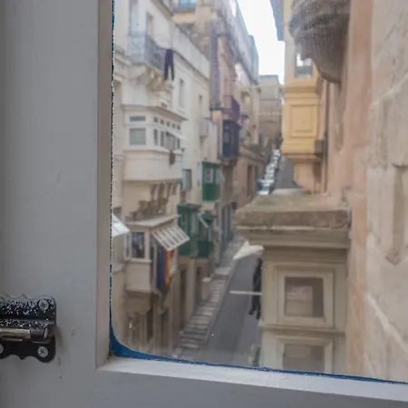 Kursara Port View Apartment Valletta